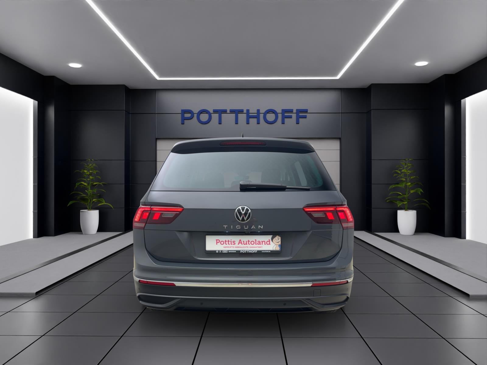 Volkswagen Tiguan 2.0 TDI MoveNavi AHK RearView LED ACC LightAssist