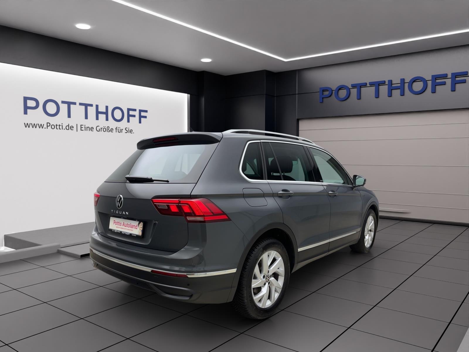 Volkswagen Tiguan 2.0 TDI MoveNavi AHK RearView LED ACC LightAssist