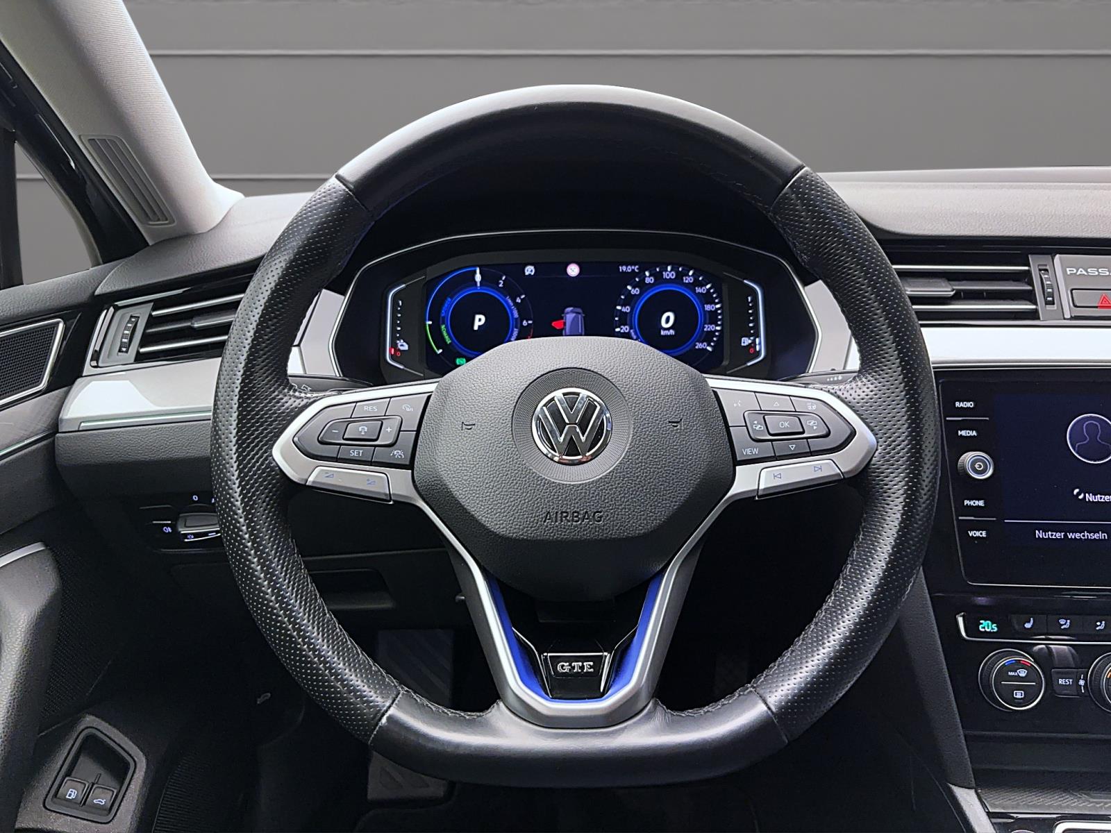 Volkswagen Passat Variant 1.4 TSI eHybrid DSG GTE Navi AHK LED ACC TravelAssist