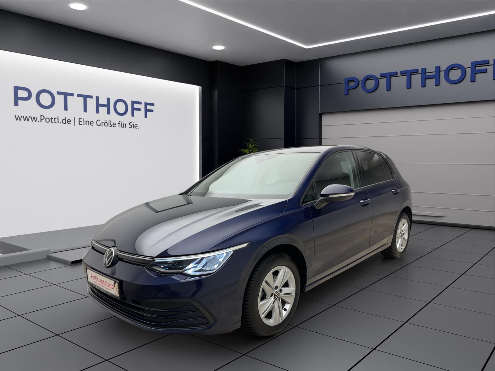 Volkswagen Golf 1.5 TSI LIFE NAVI LED ACC LANEASSIST