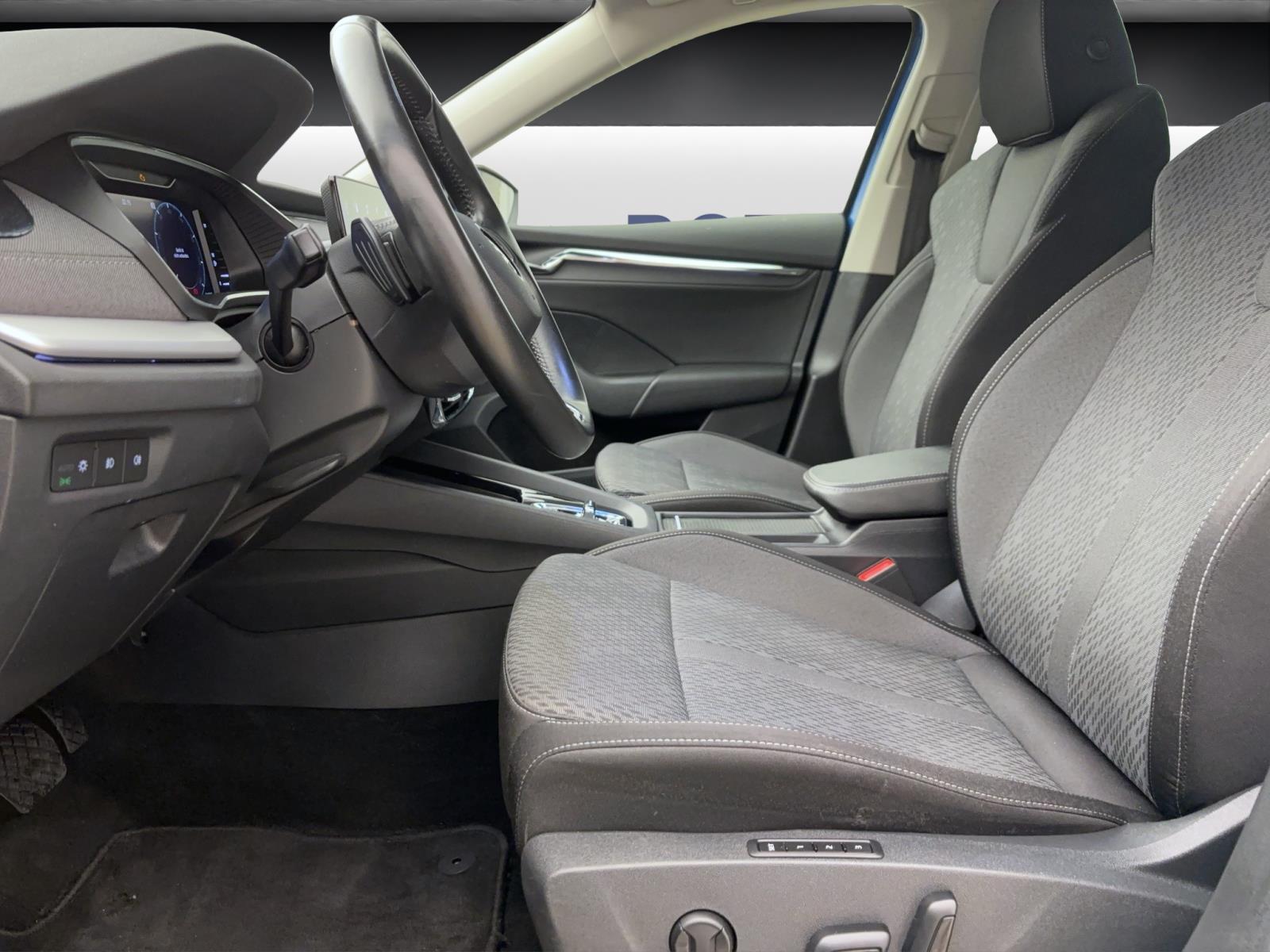 Skoda Octavia Combi 2.0 TDI DSG First Edition Navi LED Sitzhzg FrontAssist