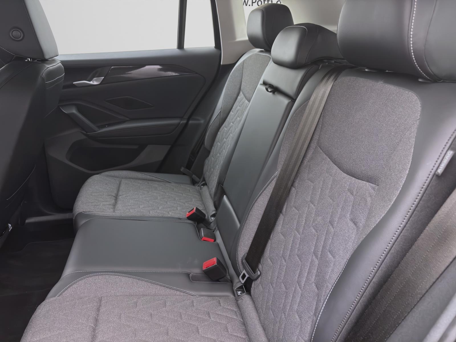 Volkswagen Tiguan 1.5 eTSI DSG LIFE AHK ACC KAMERA LED SITZHZG