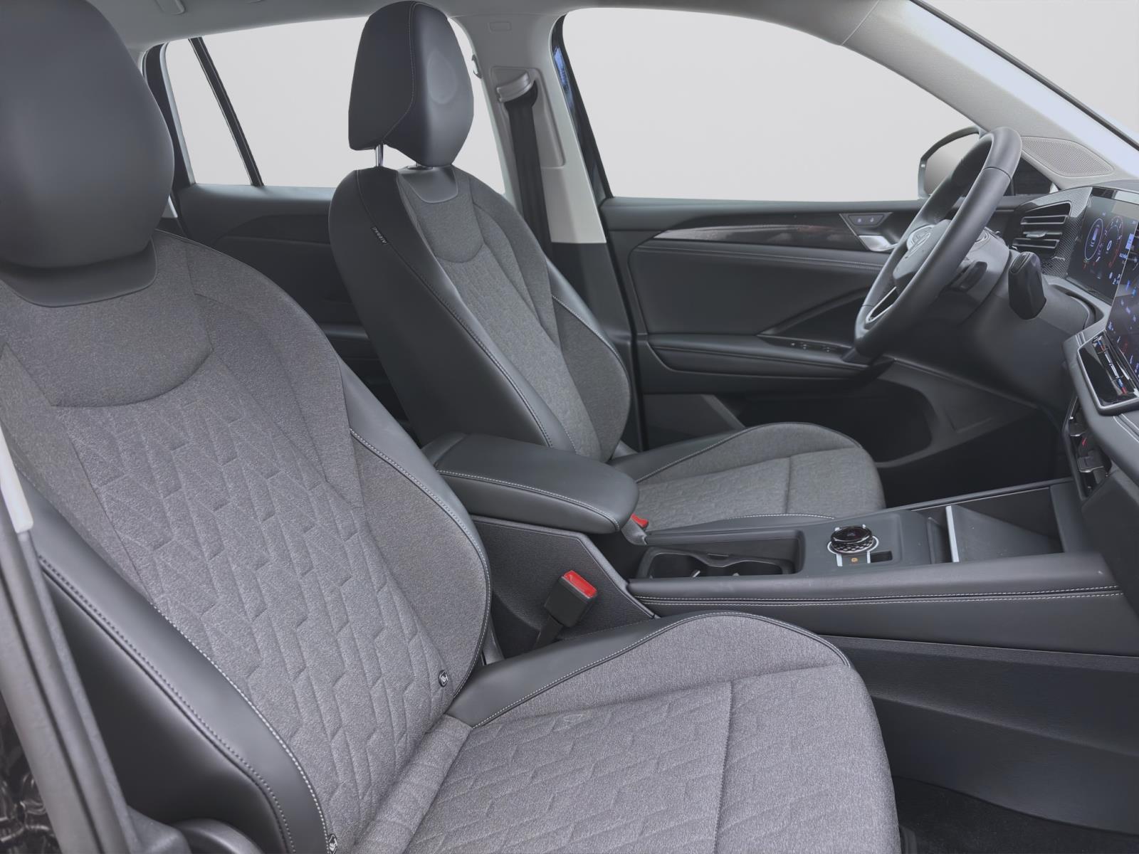 Volkswagen Tiguan 1.5 eTSI DSG LIFE AHK ACC KAMERA LED SITZHZG