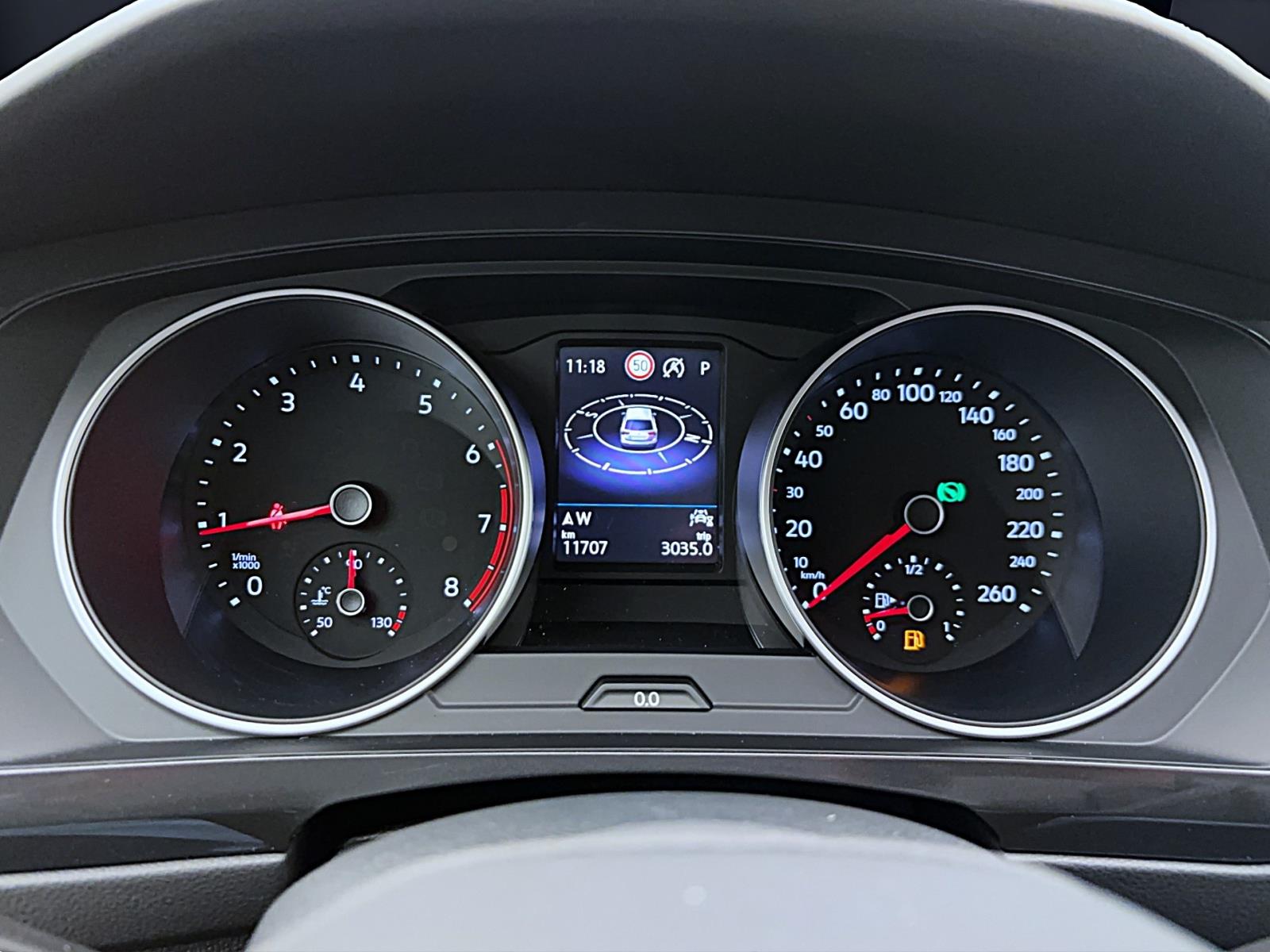 Volkswagen Tiguan 1.5 TSI DSG ActiveMatrix IQ.Drive Navi ACC Sitzhzg