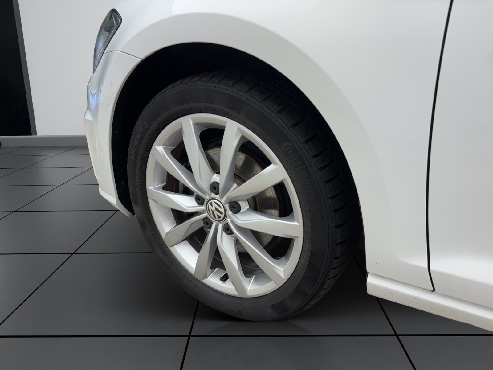 Volkswagen Golf Variant 7 VII 1.5 TSI DSG Highline ACC PDC LED Navi Sitzhzg Klima