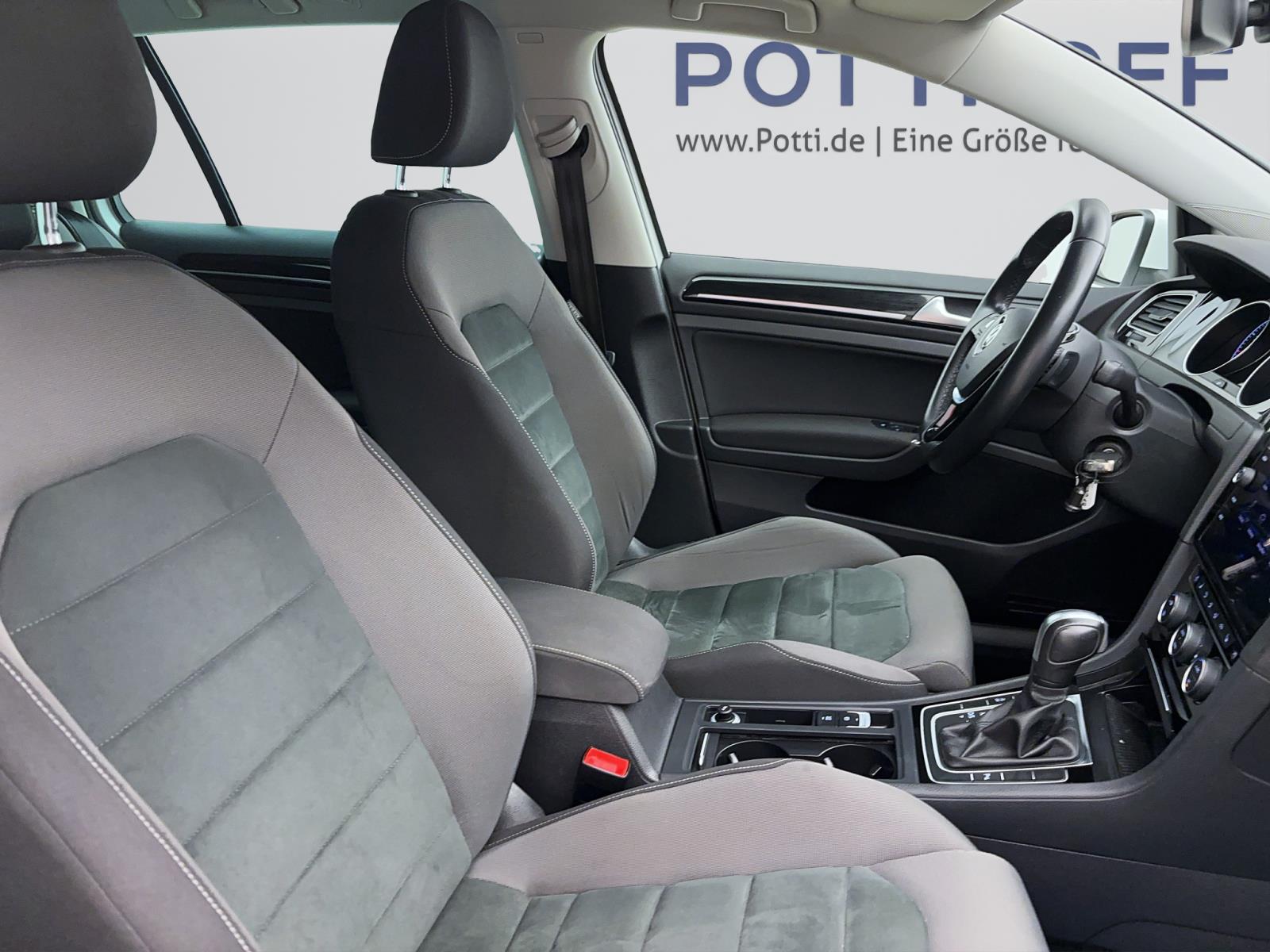 Volkswagen Golf Variant 7 VII 1.5 TSI DSG Highline ACC PDC LED Navi Sitzhzg Klima