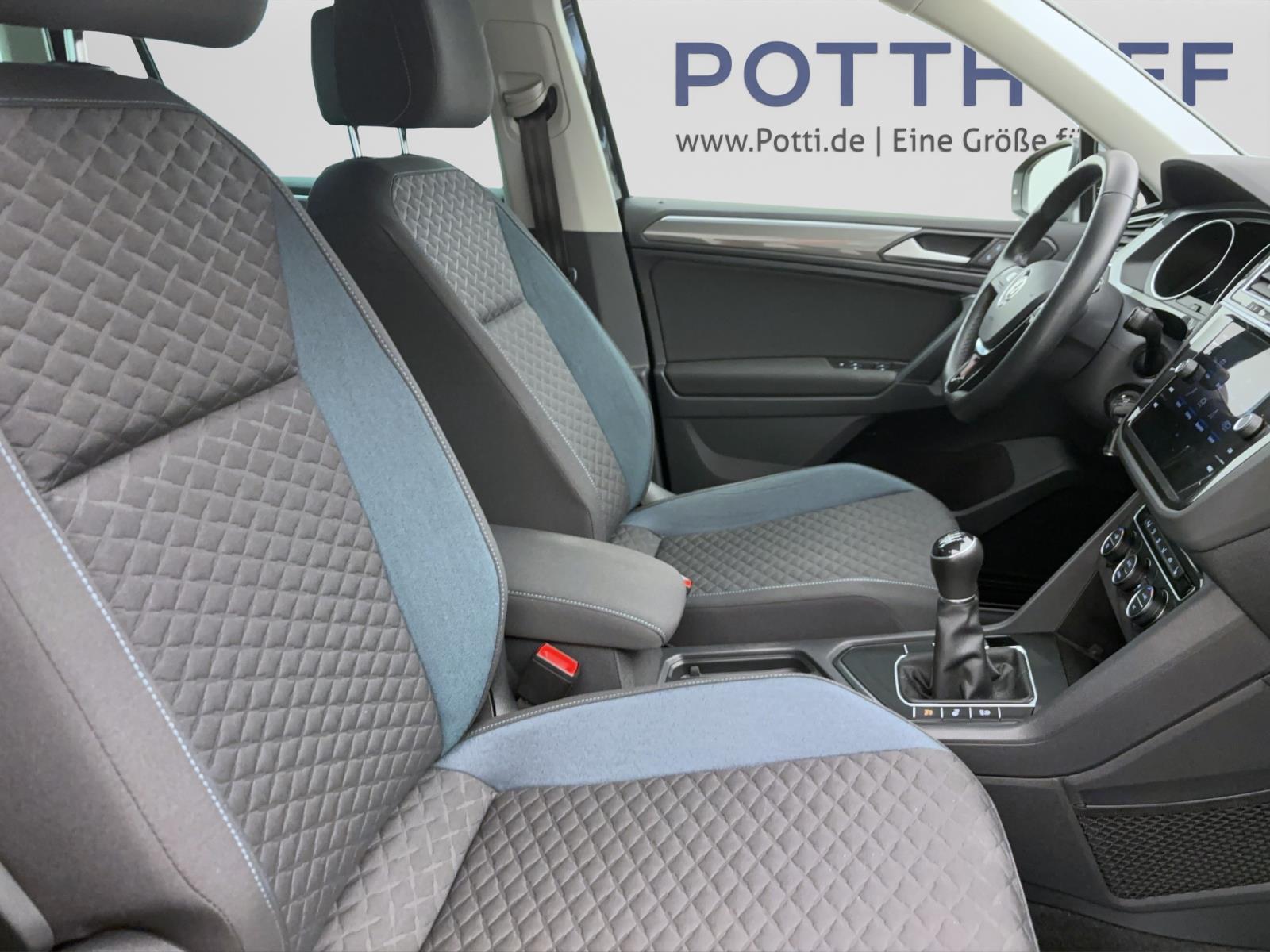 Volkswagen Tiguan 1.5 TSI IQ.Drive Navi AHK RearView LED Sitzhzg