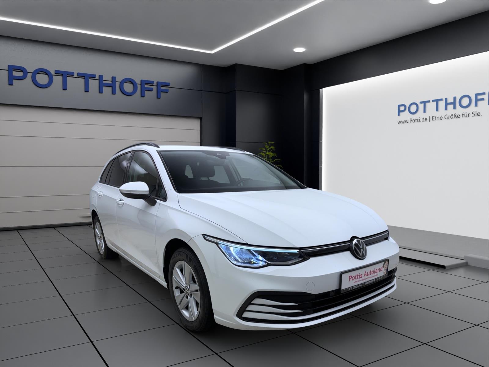 Volkswagen Golf Variant 2.0 TDI DSG LIFE NAVI ACC KAMERA LED