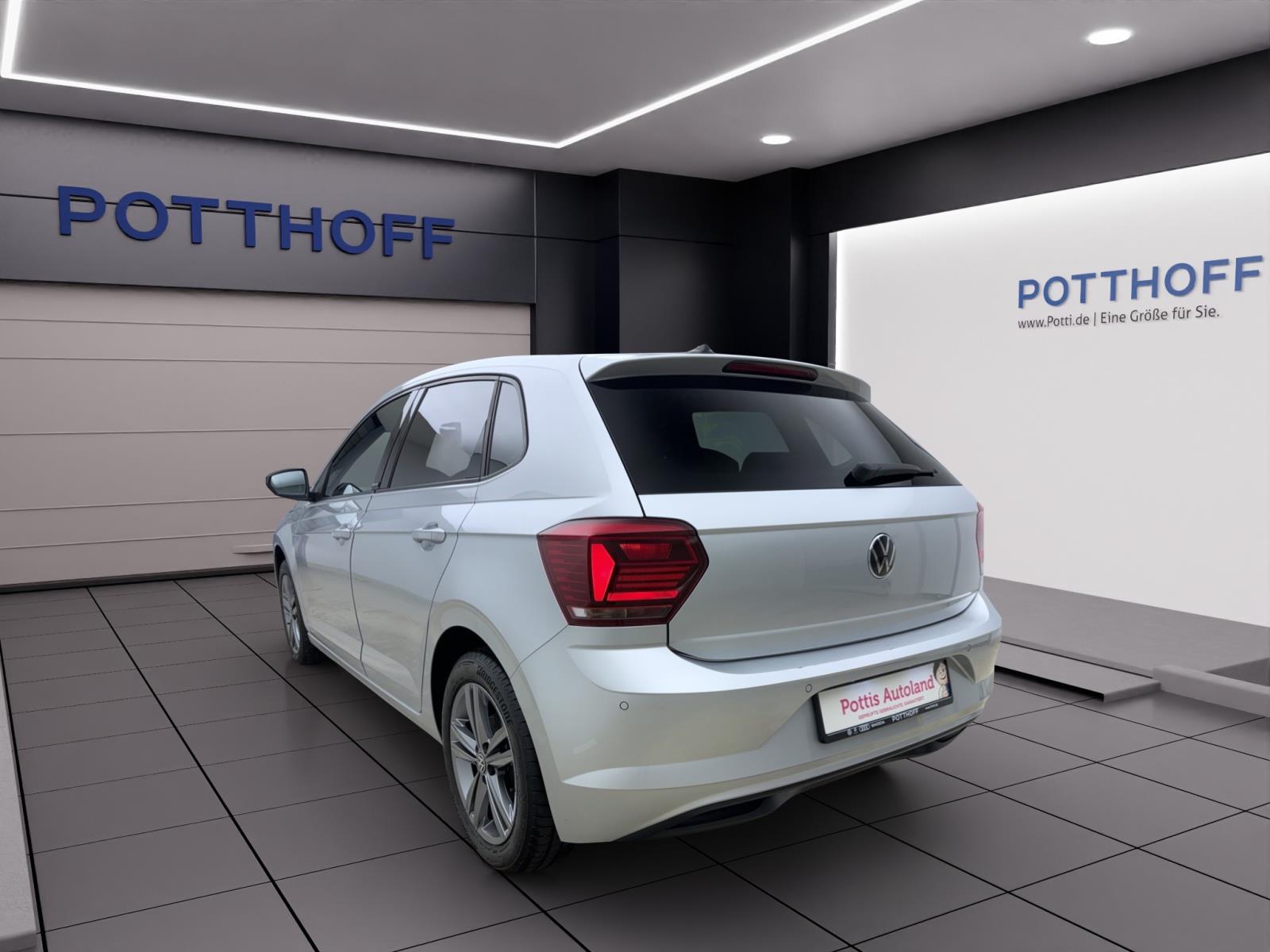 Volkswagen Polo 1.0 TSI DSG United Navi ACC Stizhzg FrontAssist