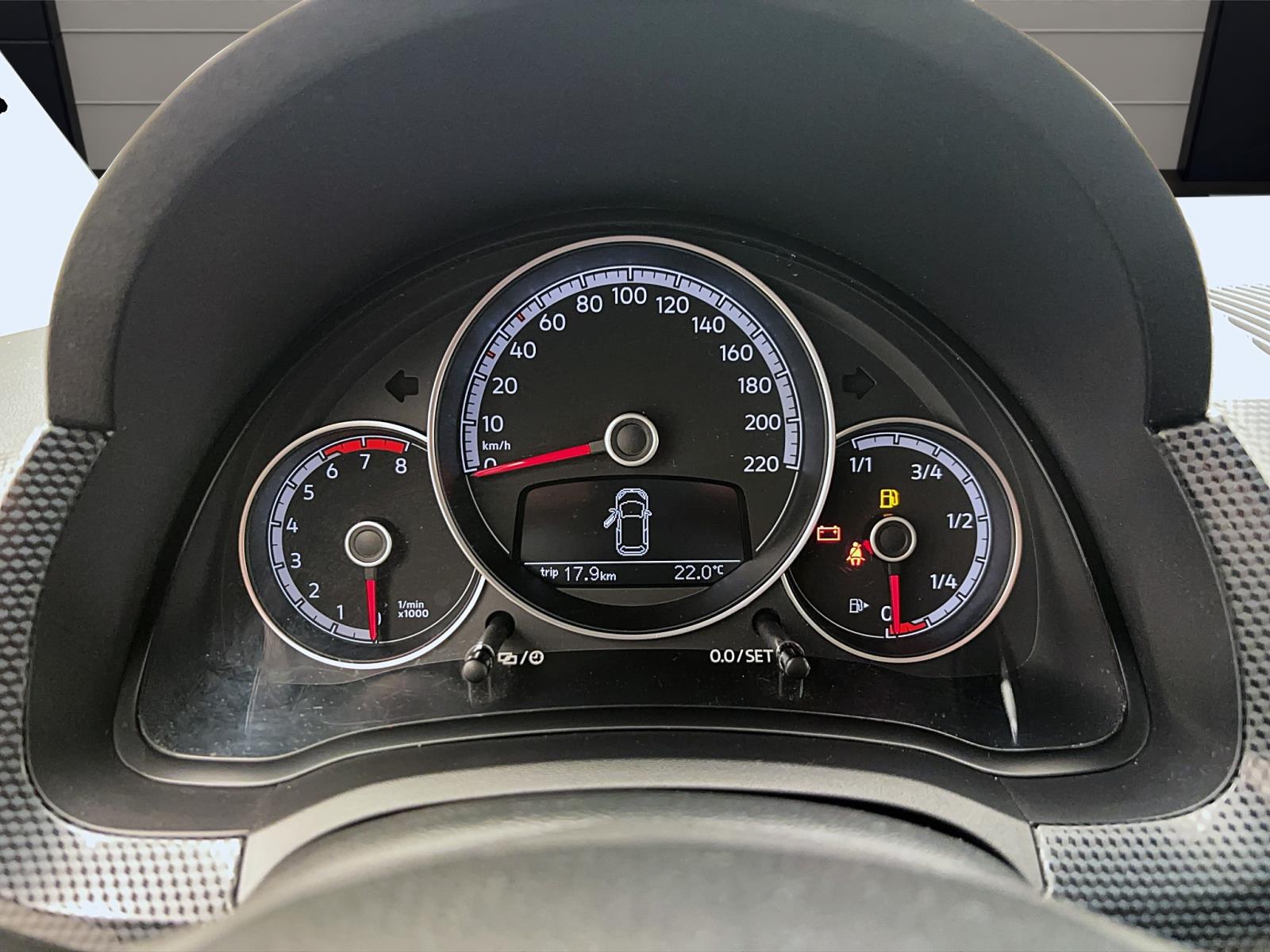 Volkswagen up! 1.0 TSI move up!Climatronic CompositionPhone
