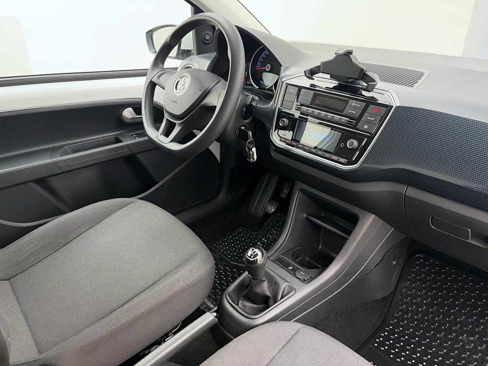 Volkswagen up! 1.0 TSI move up!Climatronic CompositionPhone