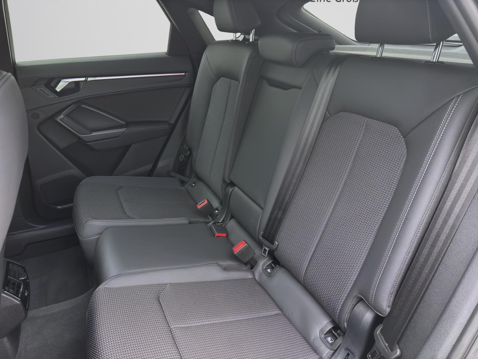 Audi Q3 Sportback 35 TFSI S LINE PANO AHK NAVI+ ACC KAMERA