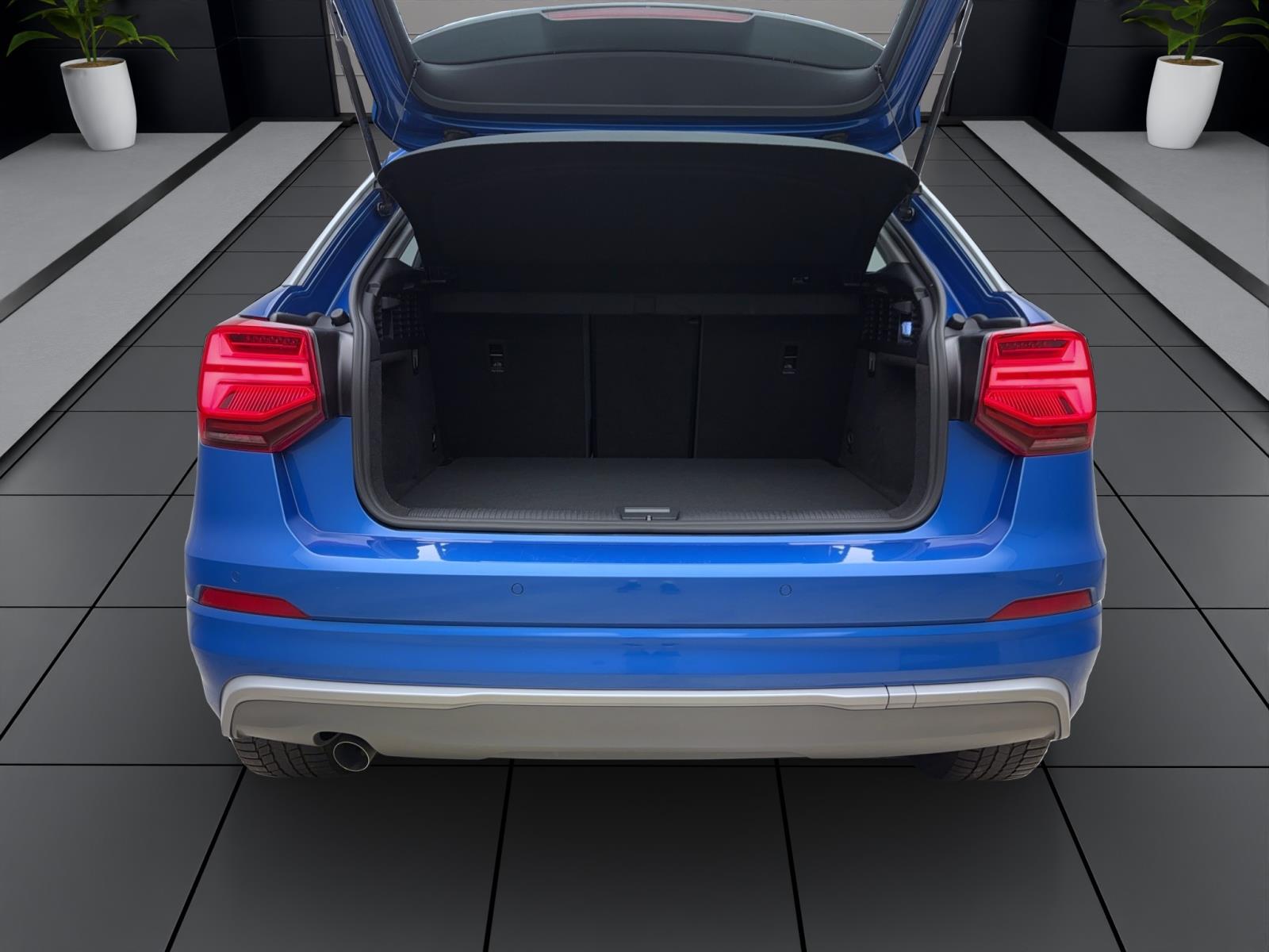 Audi Q2 30 TDI S line PDC Navi Sitzhzg Tempo Klima