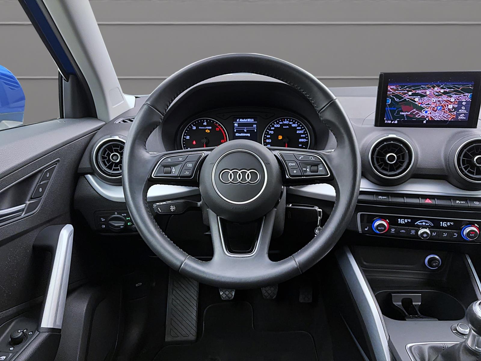 Audi Q2 30 TDI S line PDC Navi Sitzhzg Tempo Klima