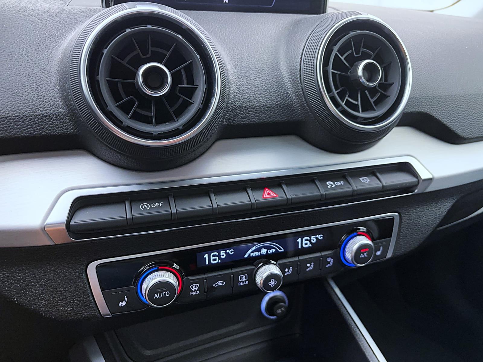 Audi Q2 30 TDI S line PDC Navi Sitzhzg Tempo Klima