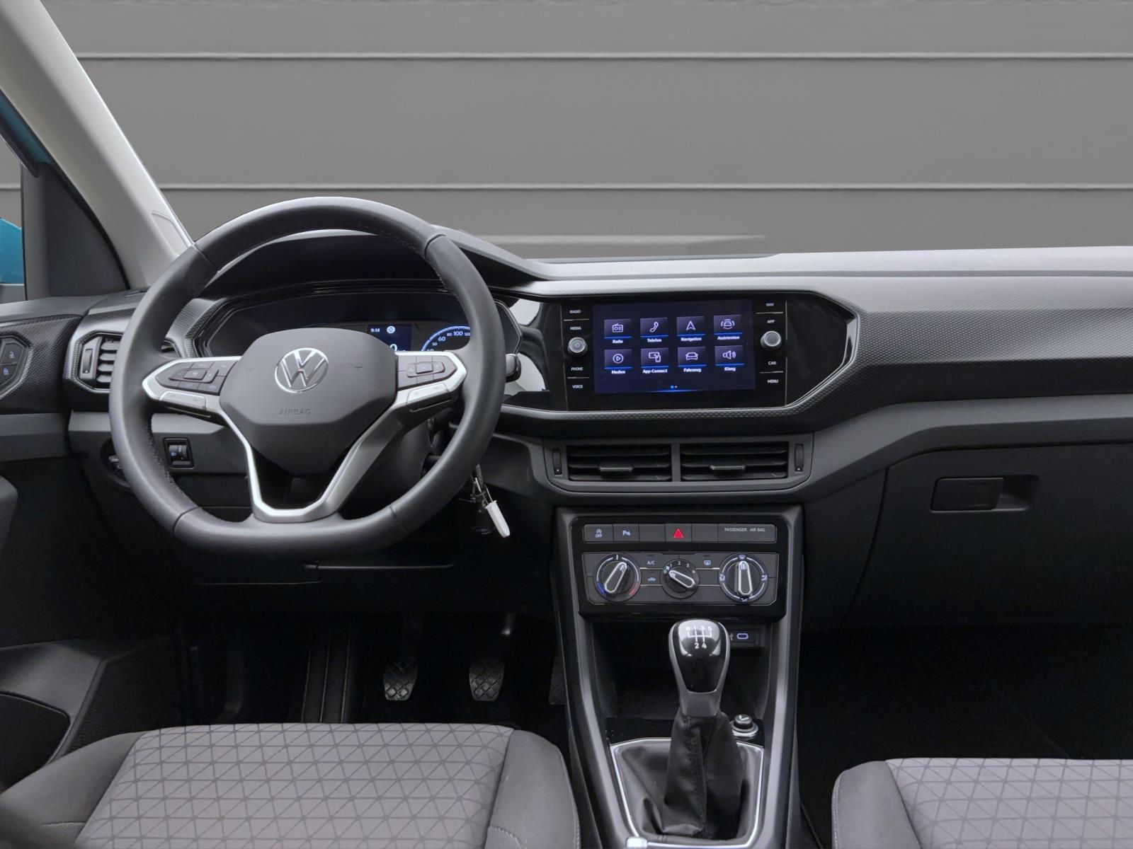Volkswagen T-Cross 1.0 TSI Life Navi ACC LaneAssist LightAssist