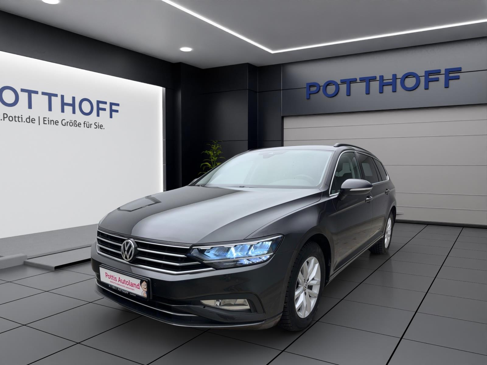 Volkswagen Passat Variant 1.5 TSI DSG BUSINESS AHK NAVI ACC LED
