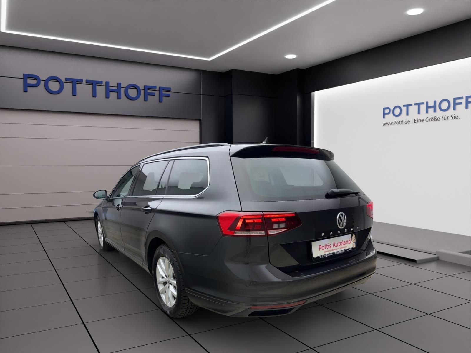 Volkswagen Passat Variant 1.5 TSI DSG BUSINESS AHK NAVI ACC LED