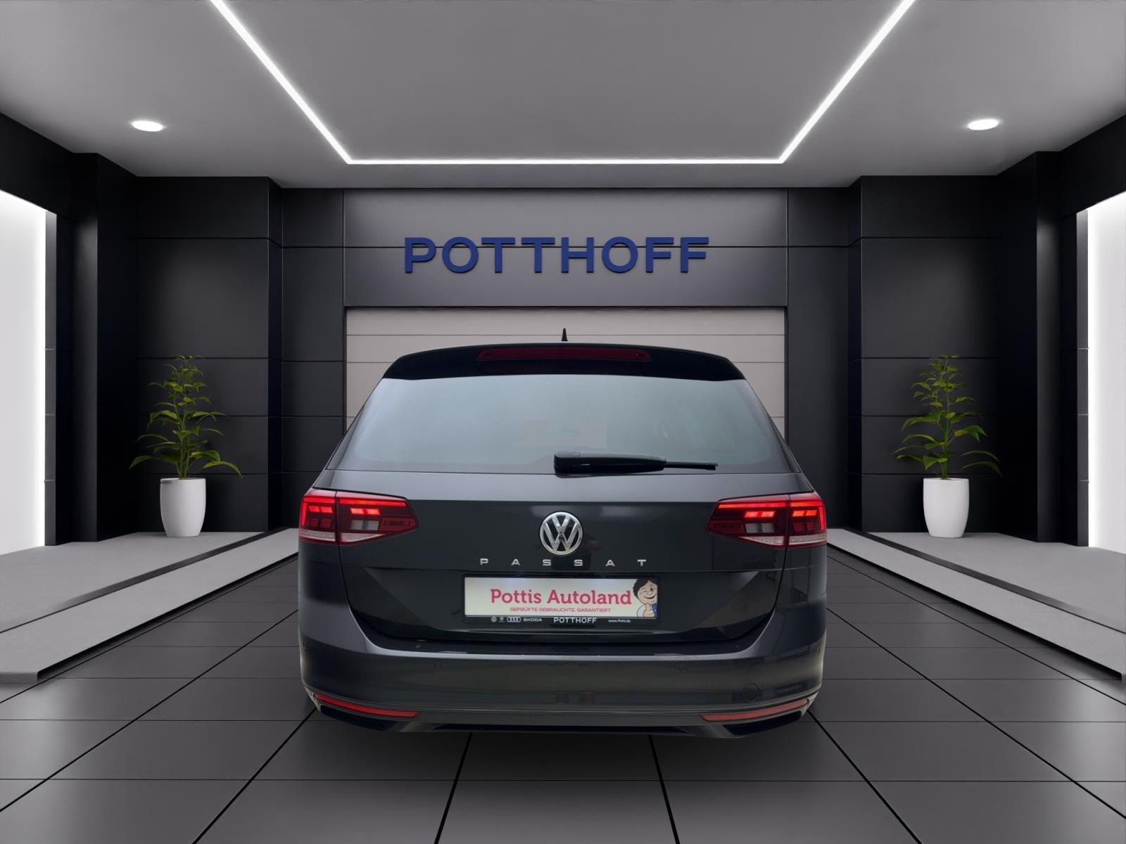 Volkswagen Passat Variant 1.5 TSI DSG BUSINESS AHK NAVI ACC LED