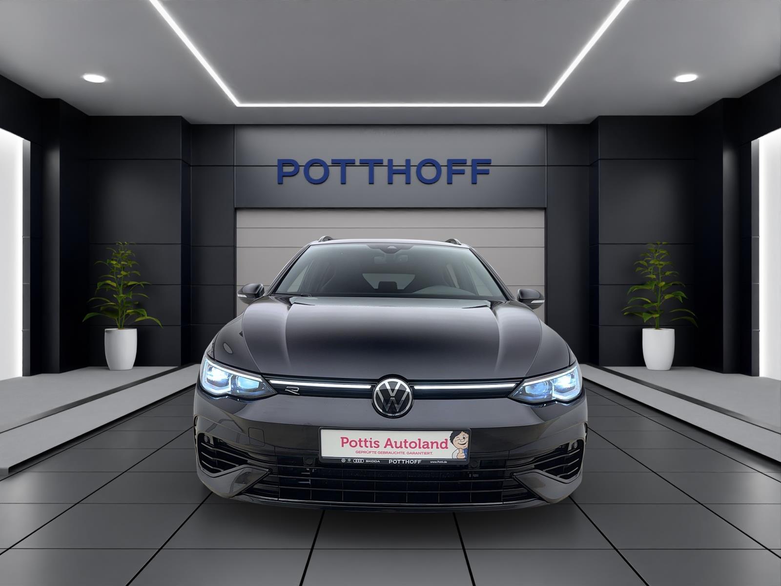 Volkswagen Golf Variant 8 2.0 TSI DSG R Black Style 4Motion ACC ParkAssist Kamera IQ.Light Sitzhzg