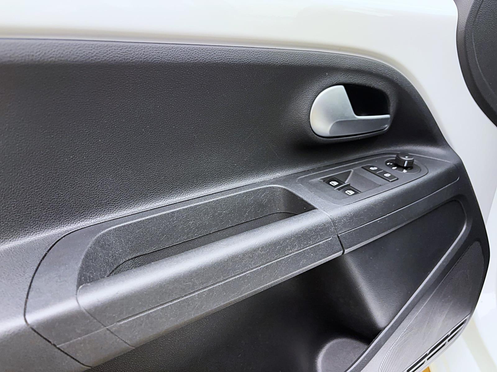 Volkswagen up! 1.0 MPI move up!RearView Sitzhzg GRA Winterpaket