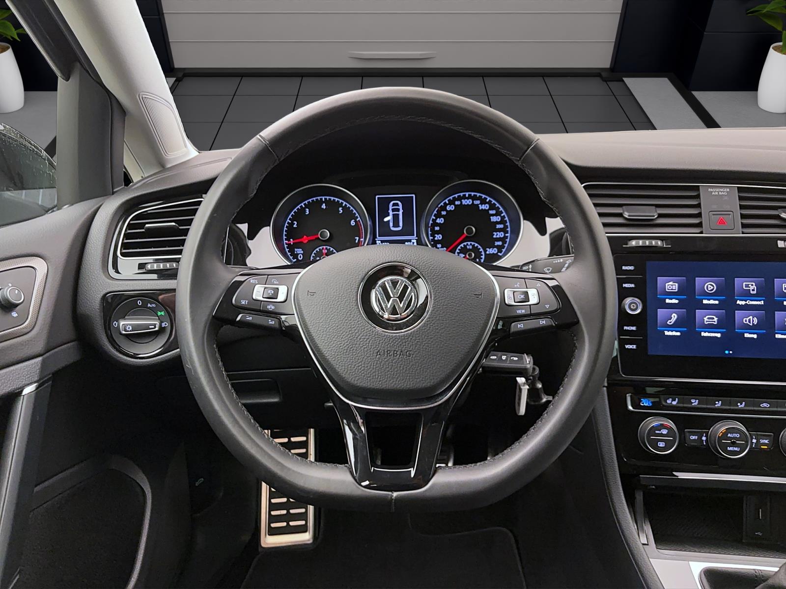 Volkswagen Golf Variant 7 VII 1.0 TSI Comfortline RearView BlindSpot LED LaneAssist Sitzhzg