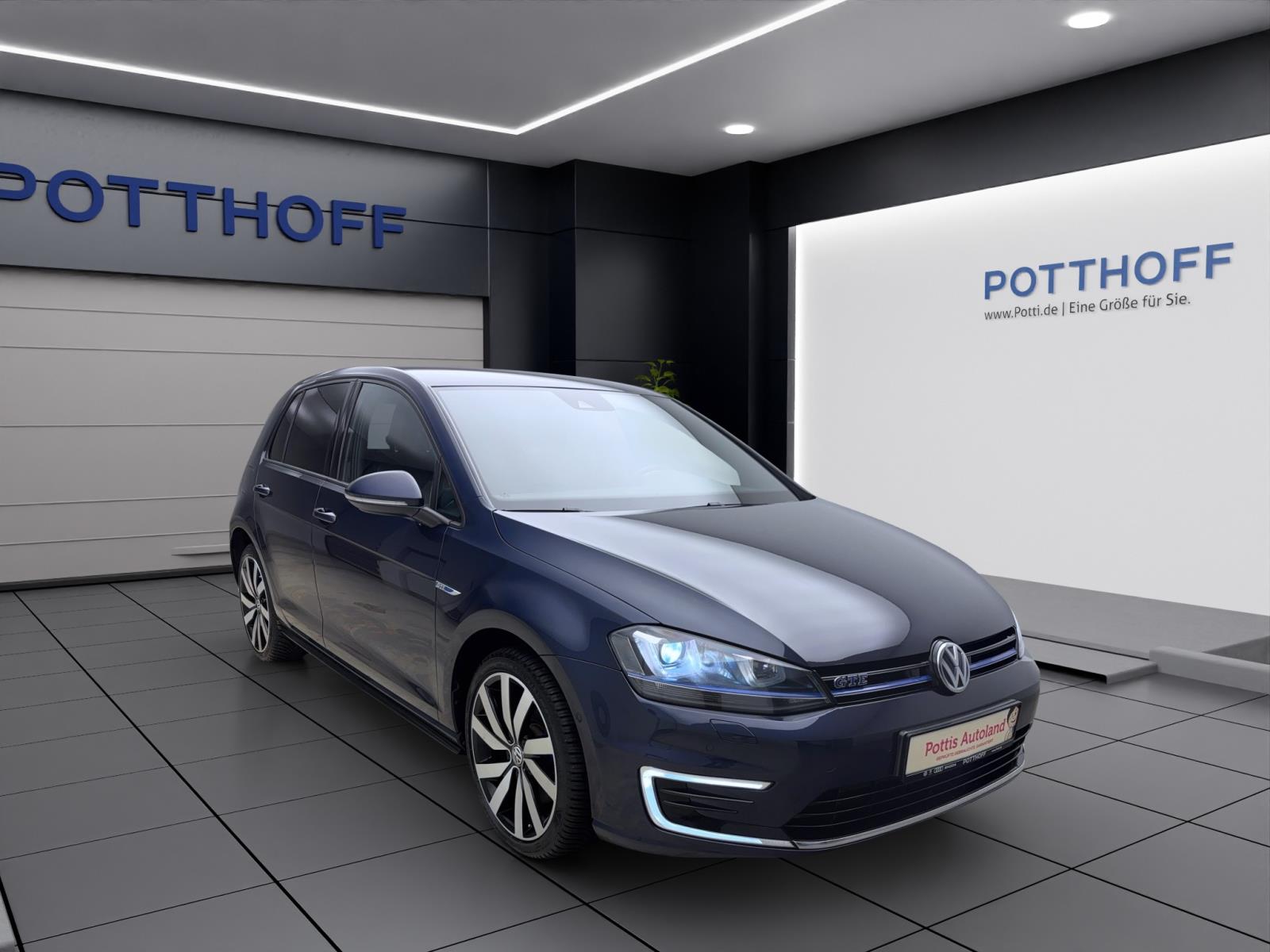 Volkswagen Golf 7 VII 1.4 TSI DSG GTE Standhzg AHK ParkAssist Kamera BiXenon