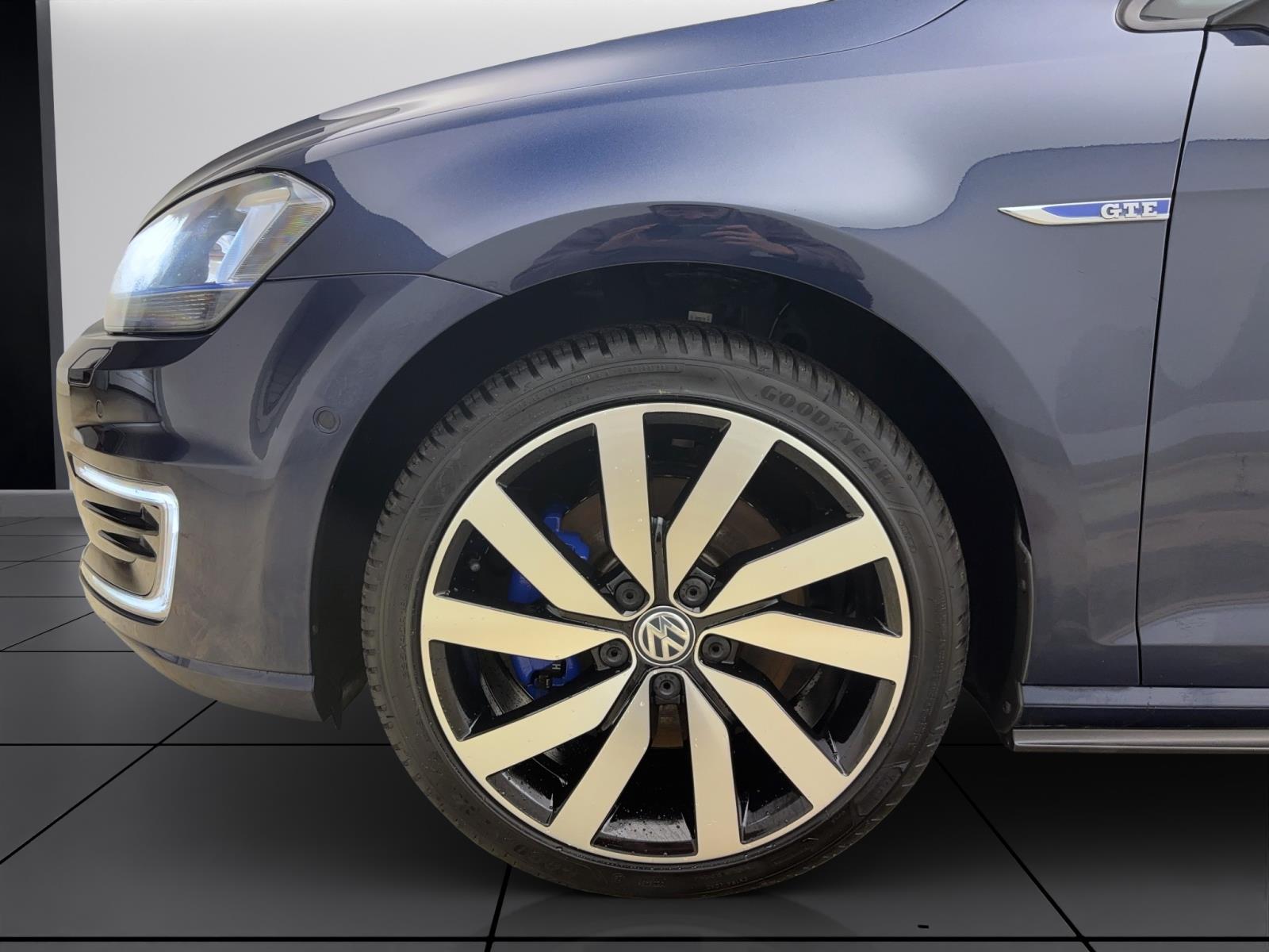 Volkswagen Golf 7 VII 1.4 TSI DSG GTE Standhzg AHK ParkAssist Kamera BiXenon