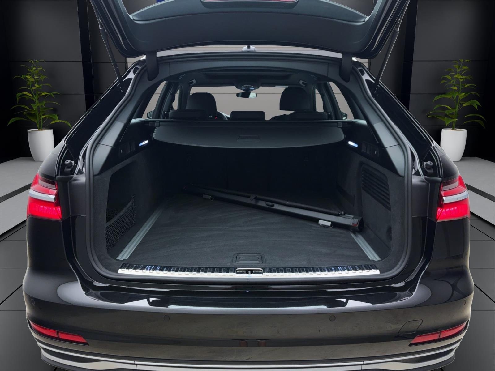 Audi A6 Avant 45 TFSI q sportPano ACC ParkAssist Kamera LED Navi