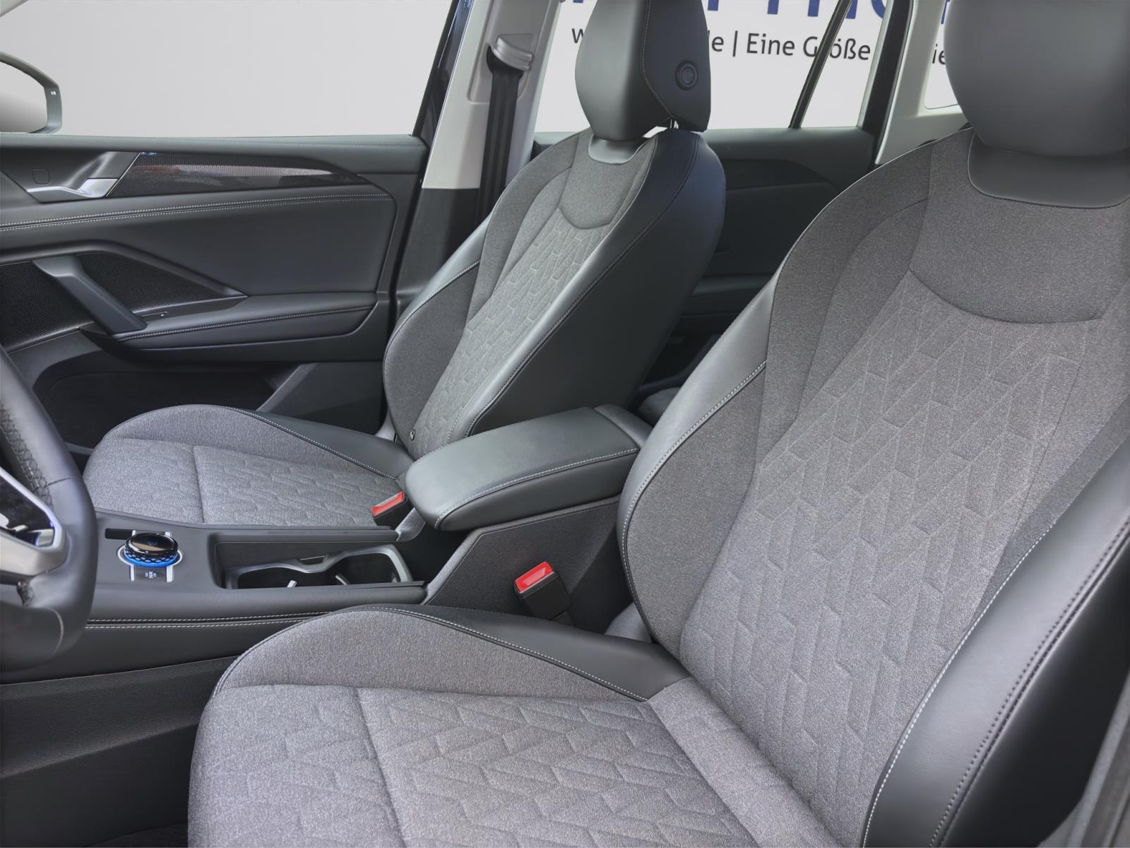 Volkswagen Tiguan 1.5 eTSI DSG LIFE AHK KAMERA LED ACC