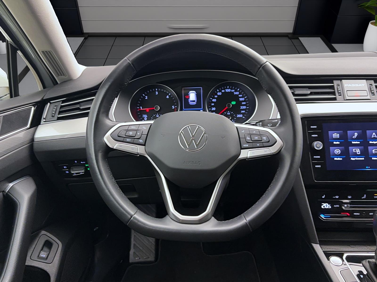 Volkswagen Passat Variant 2.0 TDI DSG BUSINESS AHK NAVI KAMERA LED