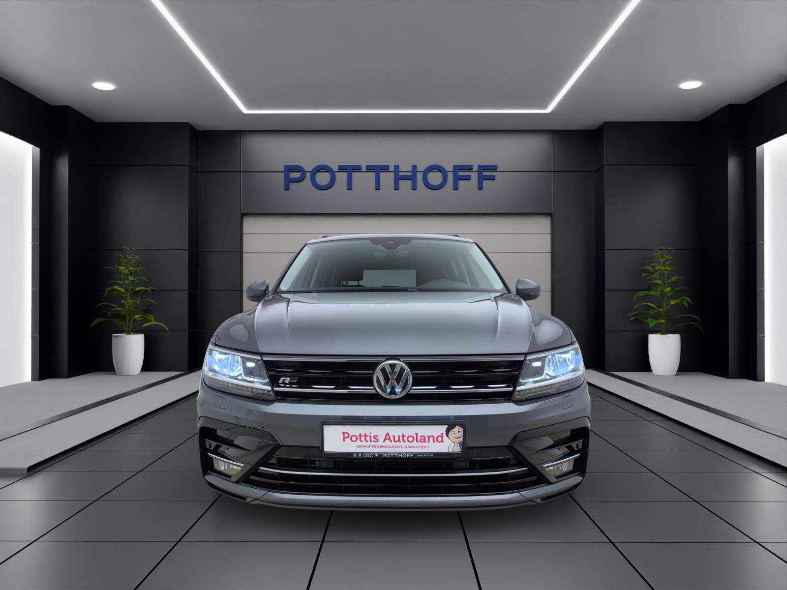 Volkswagen Tiguan 1.5 TSI Comfortline R-LineNavi LED RearView Sitzhzg LaneAssist