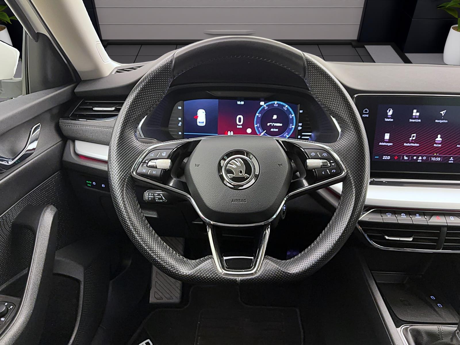 Skoda Octavia Combi 2.0 TDI First Edition Navi LED ACC Sitzhzg