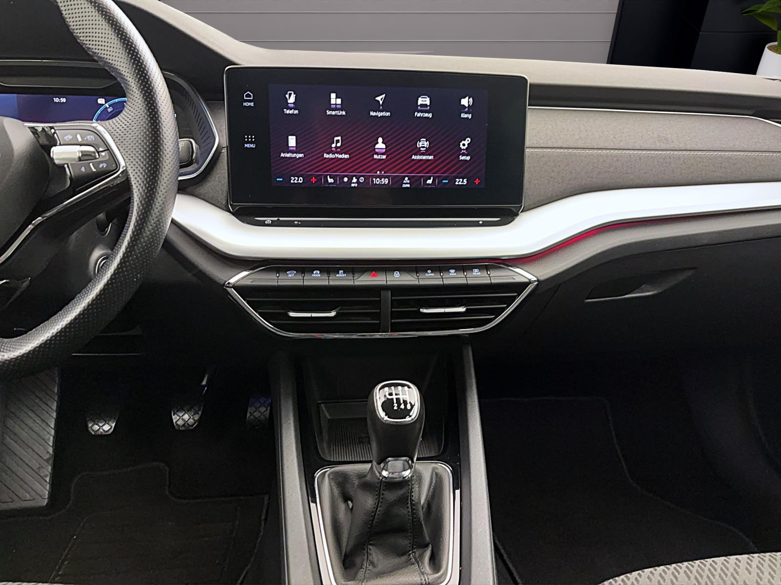 Skoda Octavia Combi 2.0 TDI First Edition Navi LED ACC Sitzhzg