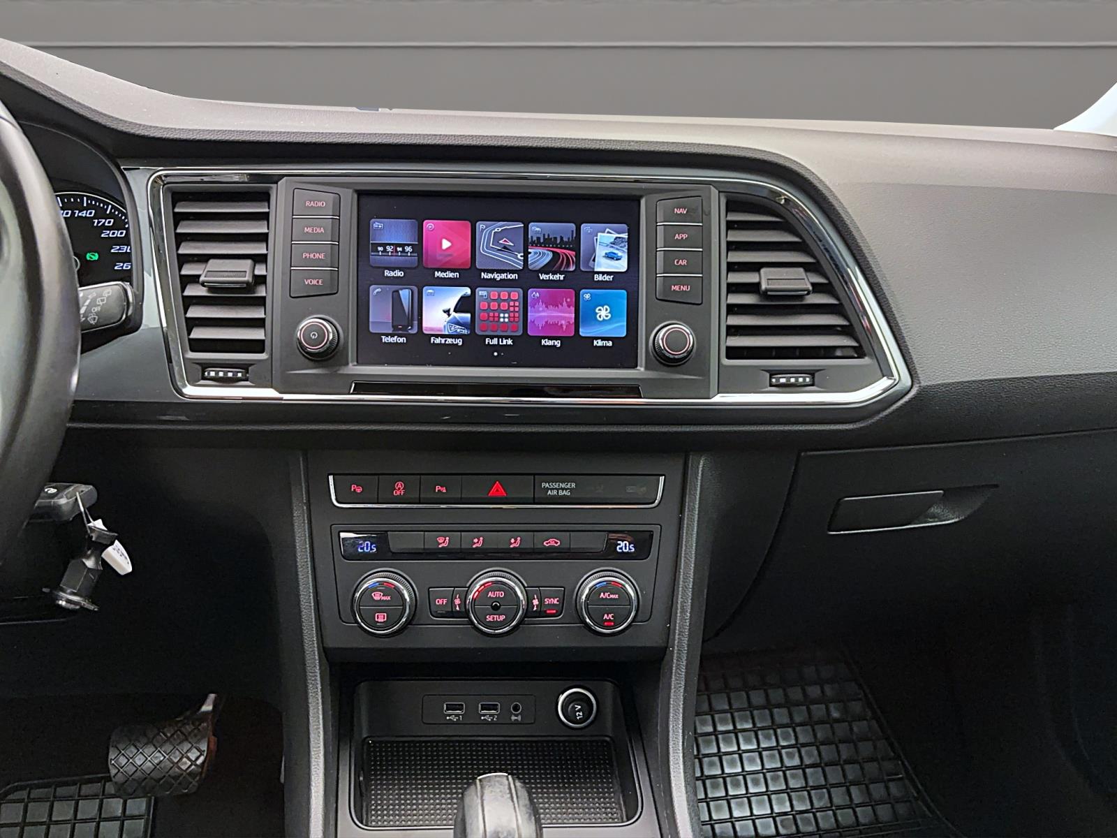 Seat Ateca 1.4 TSI DSG StyleParkAssist Navi Tempo Klima