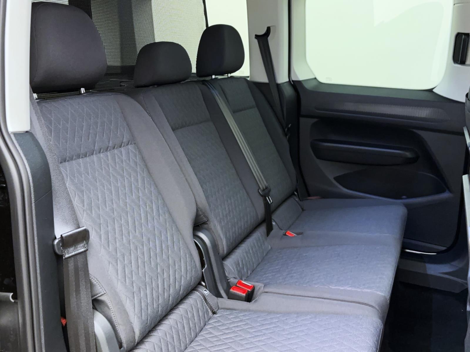 Volkswagen Caddy Life 1,5 TSI Navi/LED