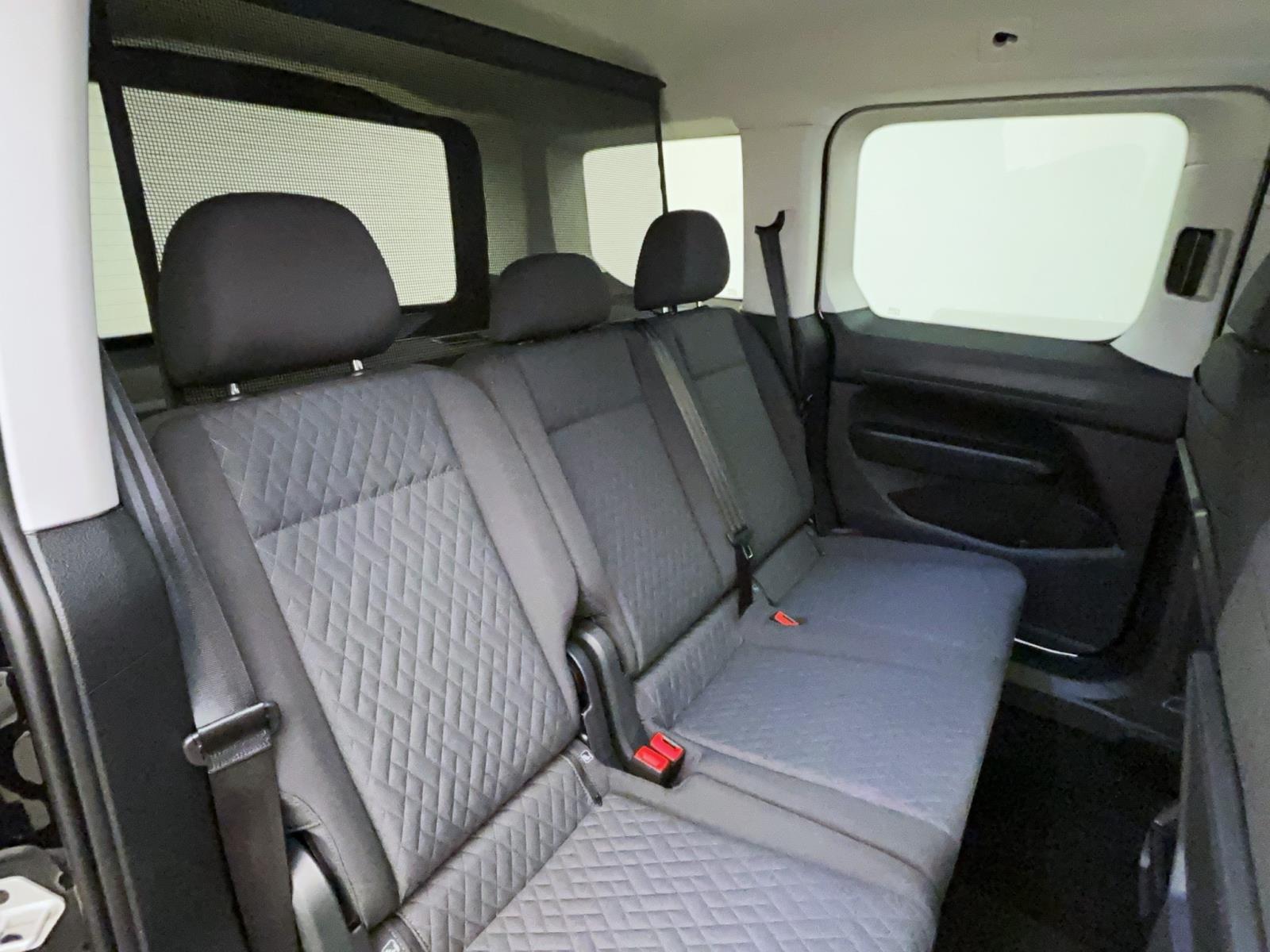 Volkswagen Caddy Life 1,5 TSI Navi/LED