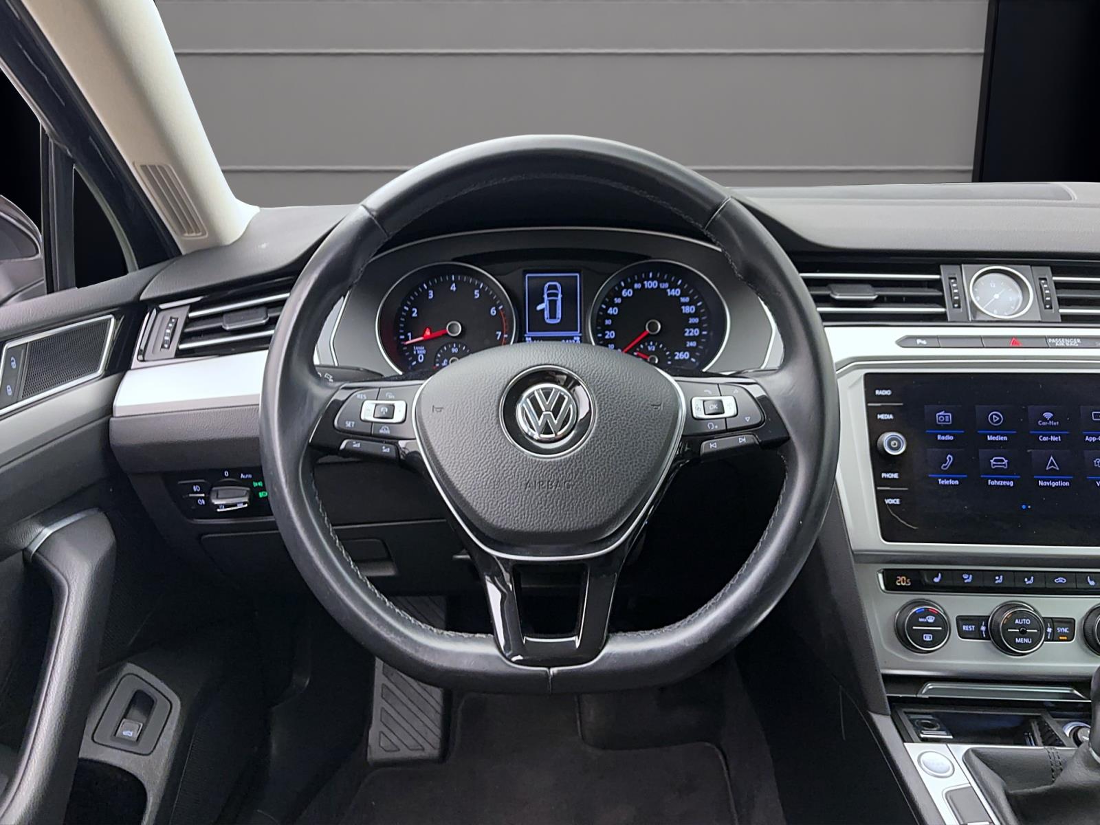 Volkswagen Passat Variant 1.4 TSI Comfortline ACC DCC PDC Navi AppConnect Winter