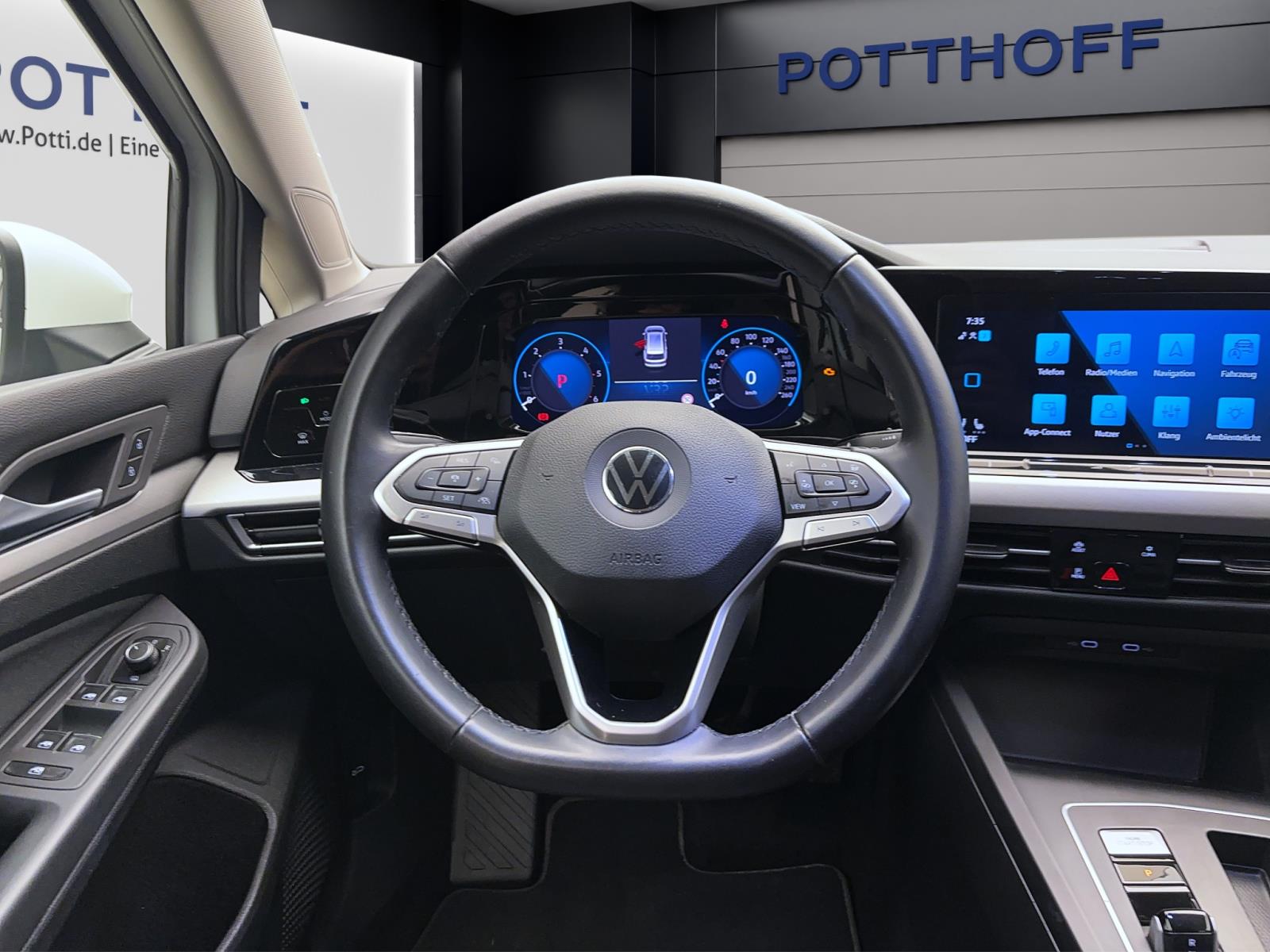 Volkswagen Golf Variant 2.0 TDI DSG LIFE ACC KAMERA LED