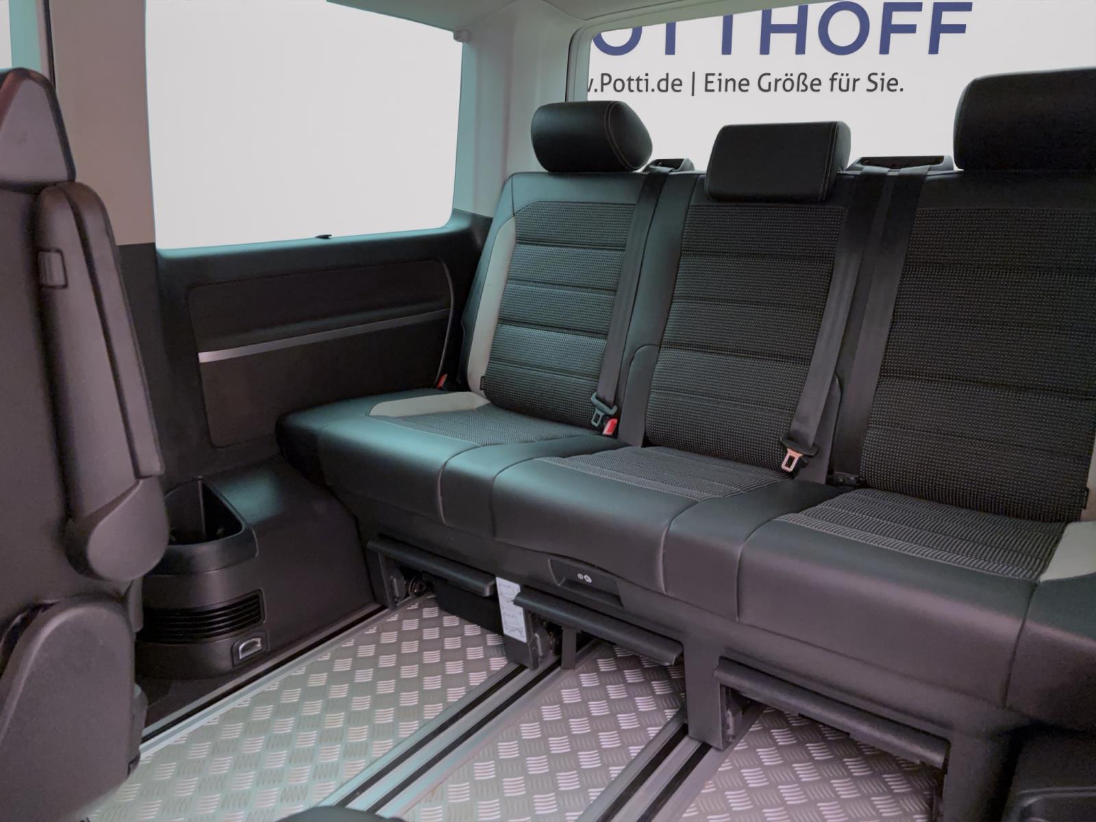 Volkswagen T6 Multivan Panamericana 4M 2,0DSG TDI LED/Navi