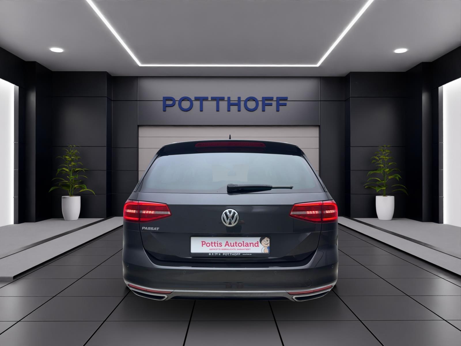 Volkswagen Passat Variant 2.0 TDI DSG HighlinePano AHK ACC DCC PDC LED Navi Winter