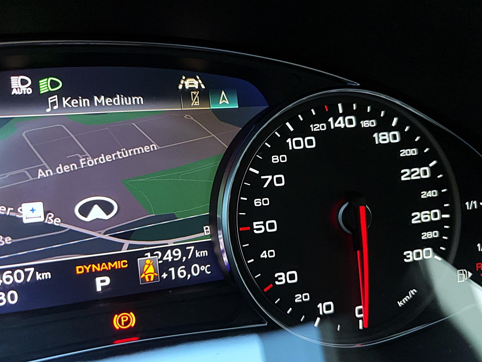 Audi A6 Avant 40 TDI design AHK ACC ParkAssist TopView LED Navi