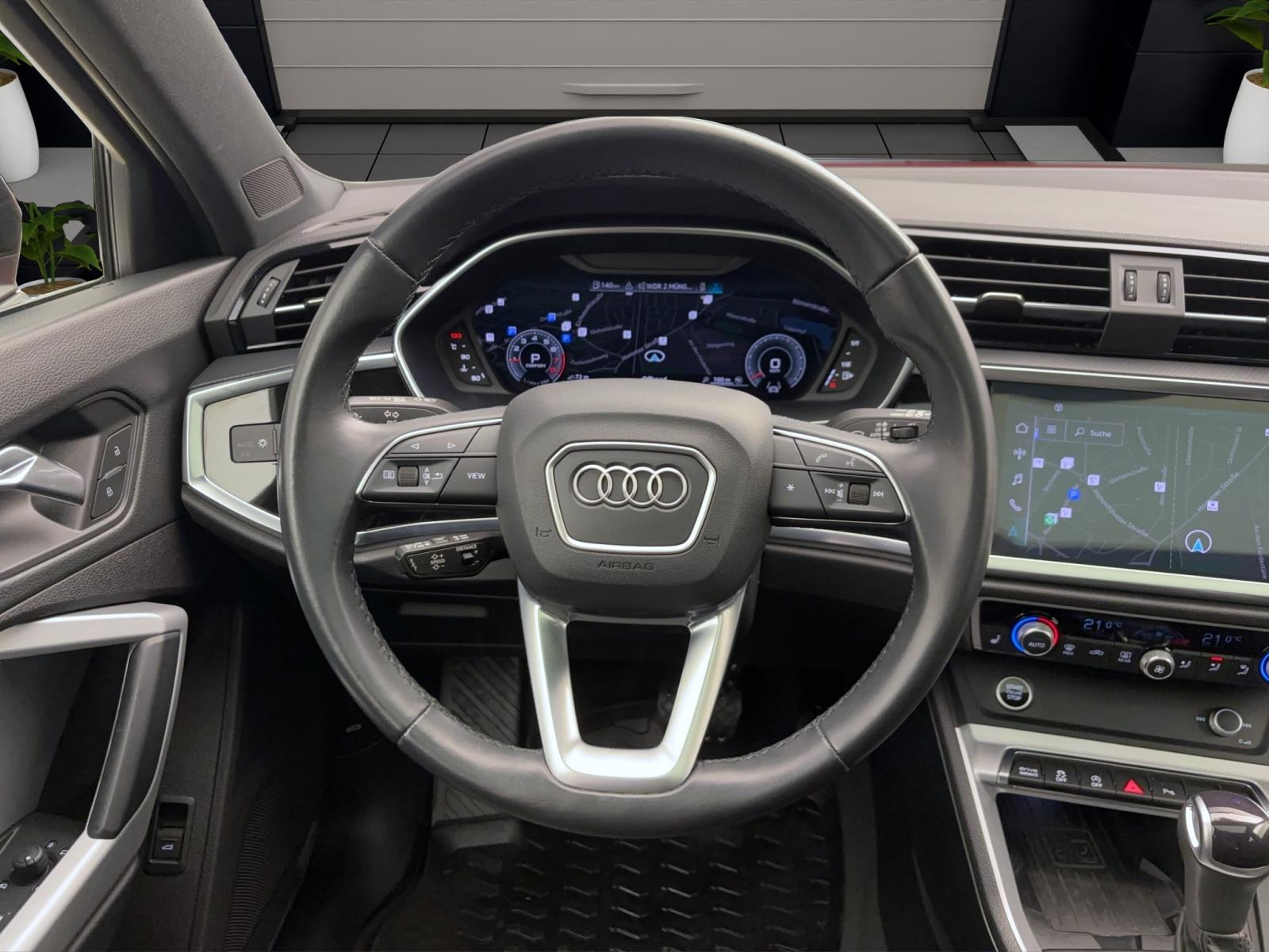Audi Q3 Sportback 35 TFSI S line BlackPano PDC Kamera LED Navi Keyless
