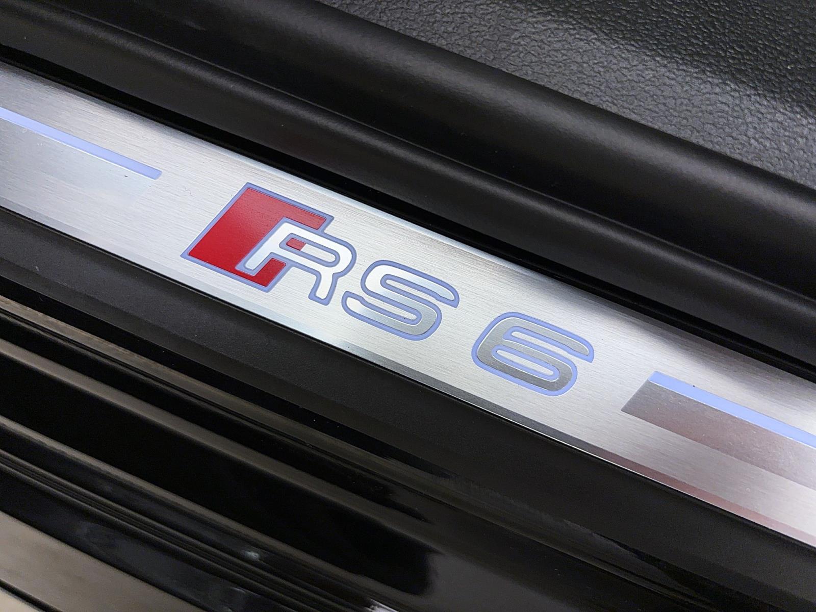 Audi RS6 Avant performance Standhzg Pano AHK TopView Matrix B&O