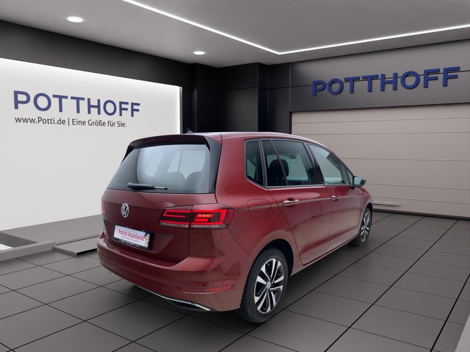 Volkswagen Golf Sportsvan 1.0 TSI IQ.Drive ACC ParkAssist AppConnect Winter