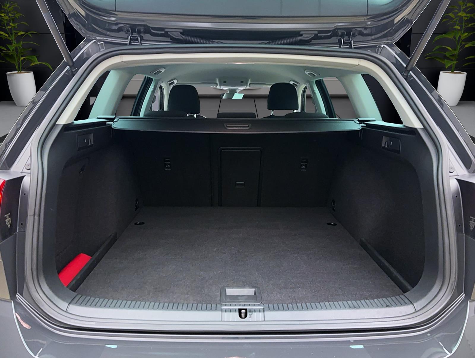 Volkswagen Golf Variant 7 VII 1.0 TSI IQ.DriveACC ParkAssist Navi AppConnect Winter