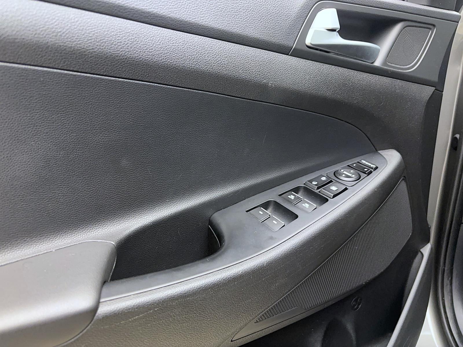 Hyundai TUCSON 1.6 T-GDI AdvantagePDC Kamera Navi Winter Klima Tempo
