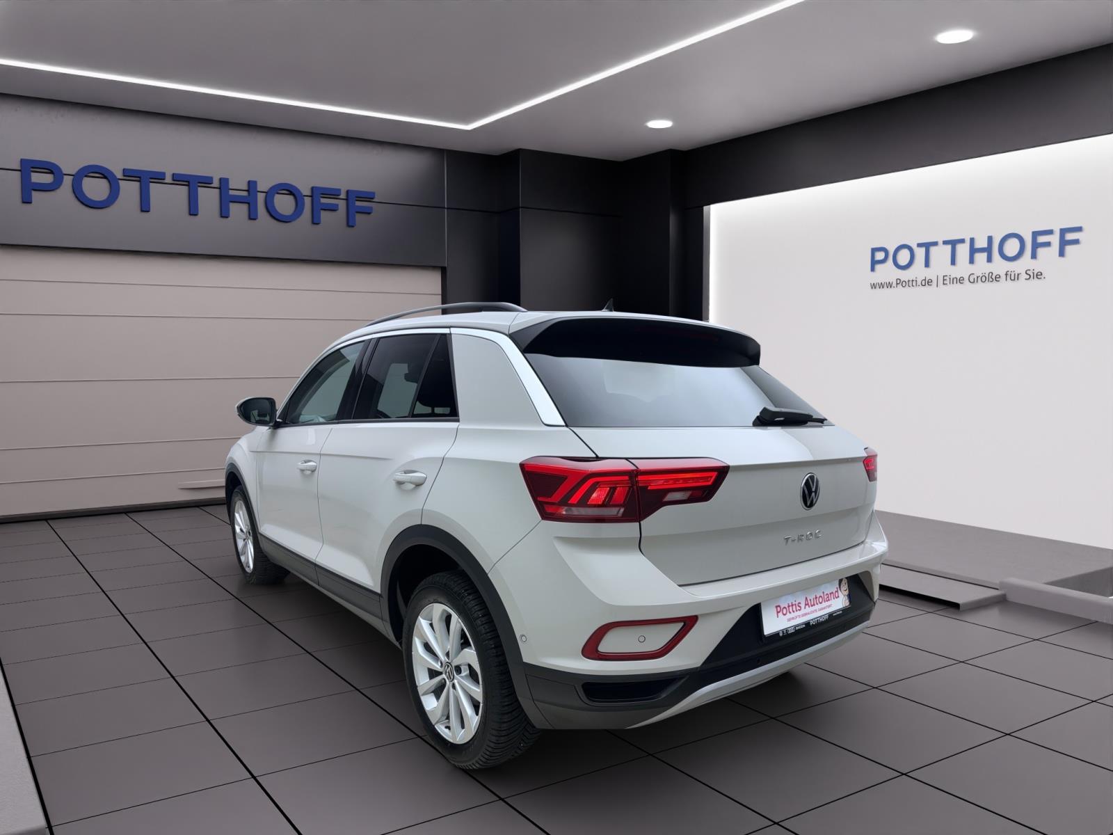 Volkswagen T-Roc 1.5 TSI DSG Life Navi AHK LED LaneAssist