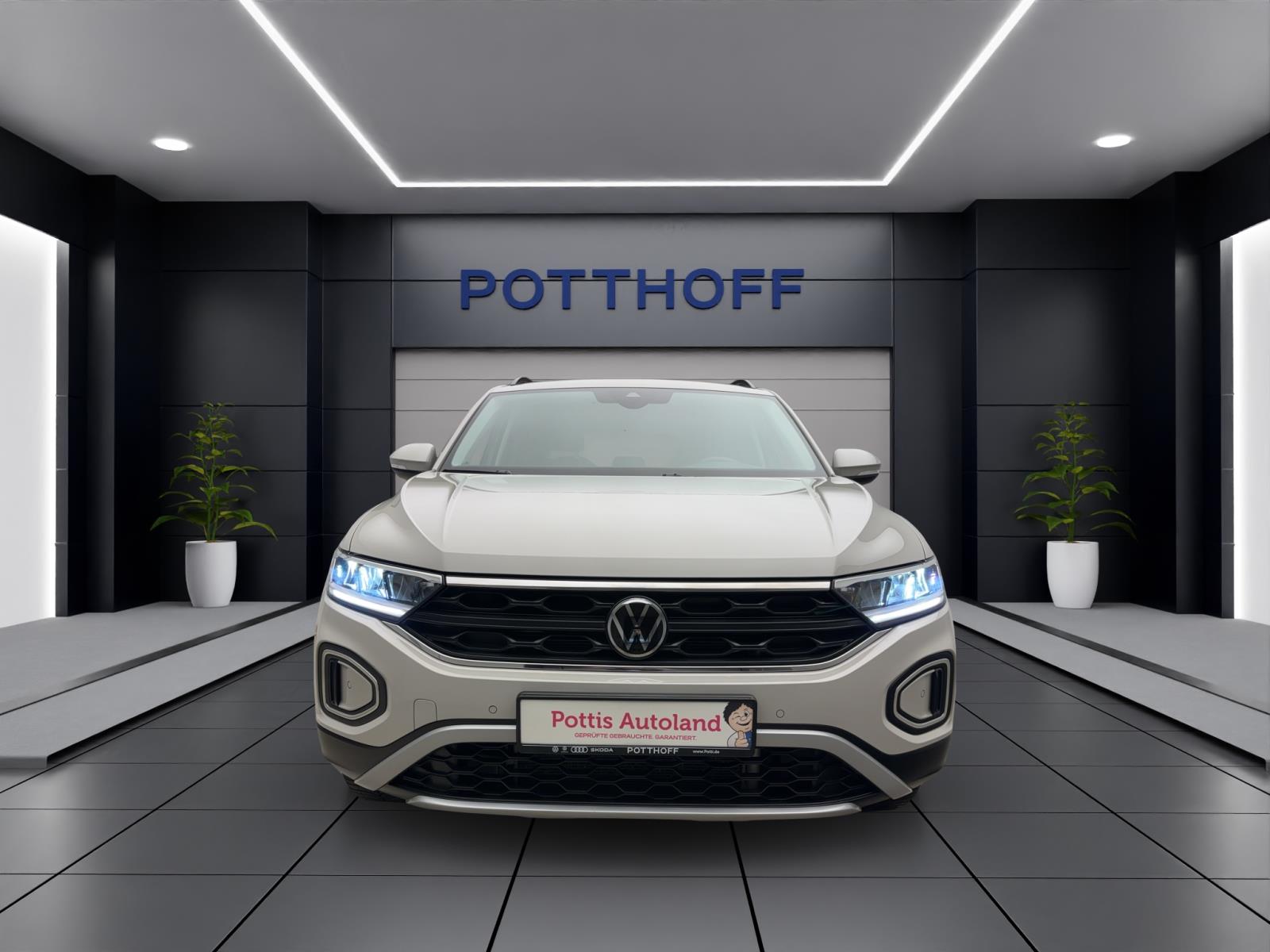 Volkswagen T-Roc 1.5 TSI DSG Life Navi AHK LED LaneAssist