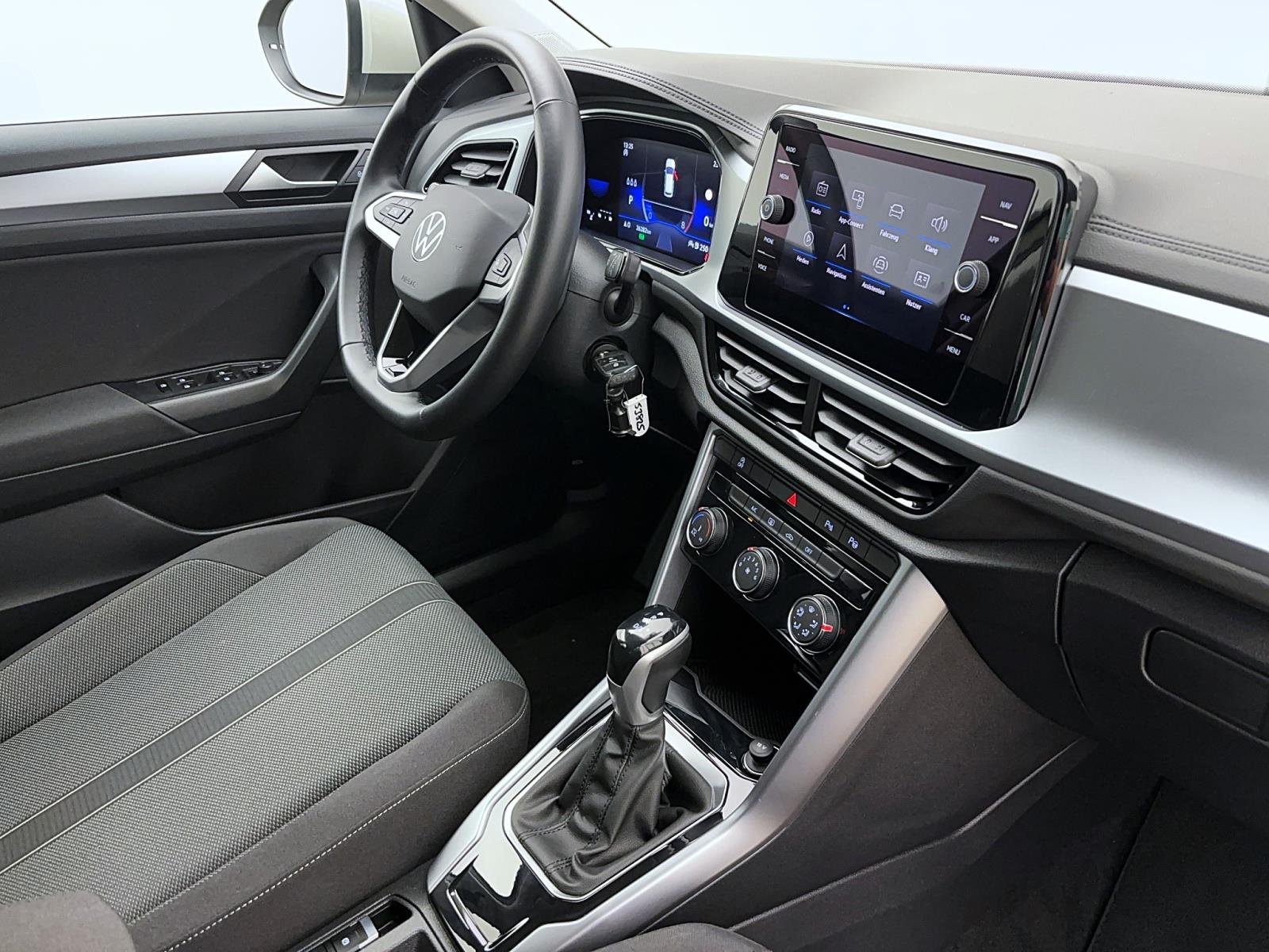 Volkswagen T-Roc 1.5 TSI DSG Life Navi AHK LED LaneAssist